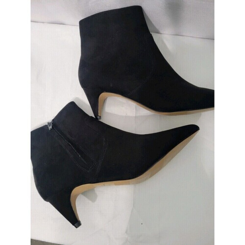 Express Women's Black Faux Suede Booties Size 9